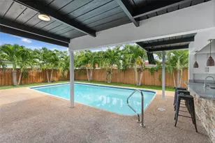 1250 NE 23rd Pl, Pompano Beach, FL 33064 - Photo 8