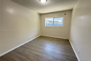 1821 N 17th Ct, Hollywood, FL 33020 - Photo 14
