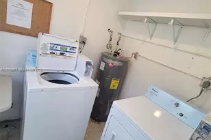 1821 N 17th Ct, Hollywood, FL 33020 - Photo 22