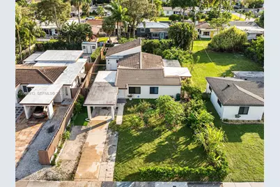 700 SW 12th St, Fort Lauderdale, FL 33315 - Photo 1