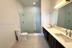 7825 NW 107th Ave, Doral, FL 33178 - Photo 12
