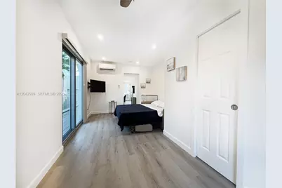 513 SW 18th Ct #3, Fort Lauderdale, FL 33315 - Photo 6