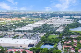830 SW 64th Pkwy, Pembroke Pines, FL 33023 - Photo 32