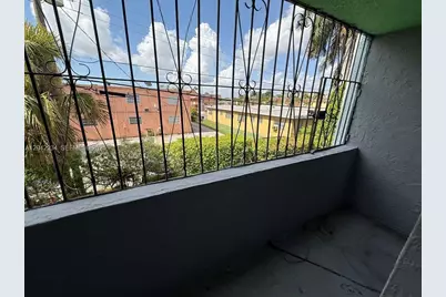 4370 NW 11th St #214, Miami, FL 33126 - Photo 12
