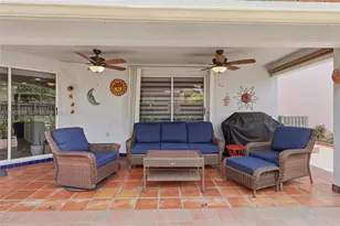15652 SW 91st Ln, Miami, FL 33196 - Photo 32