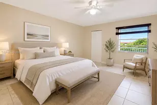 301 SW 135th Ave, Pembroke Pines, FL 33027 - Photo 8