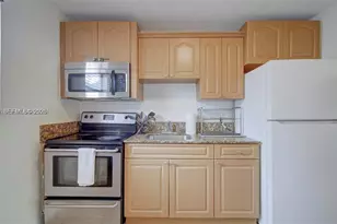 427 SW 6th St, Miami, FL 33130 - Photo 4