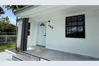 980 NE 146th St, North Miami, FL 33161 - Photo 2