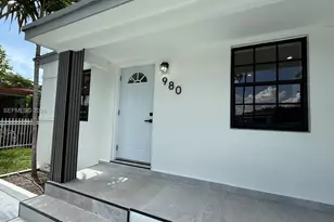 980 NE 146th St, North Miami, FL 33161 - Photo 2