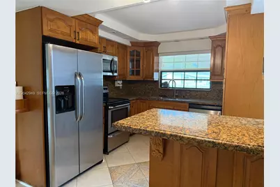 401 NW 198th St, Miami Gardens, FL 33169 - Photo 10