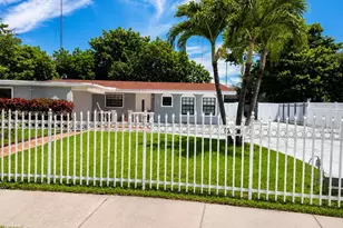 401 NW 198th St, Miami Gardens, FL 33169 - Photo 1