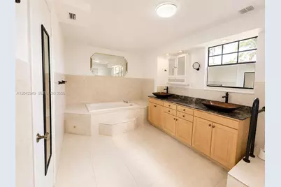 401 NW 198th St, Miami Gardens, FL 33169 - Photo 4