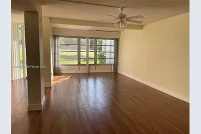 9401 Evergreen Pl #103, Davie, FL 33324 - Photo 4