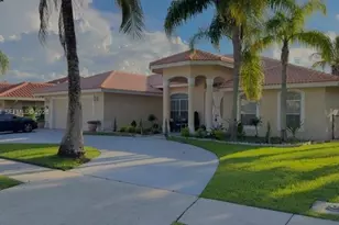 165 Cypress Trce, Royal Palm Beach, FL 33411 - Photo 2