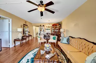 1000 Colony Point Cir, Pembroke Pines, FL 33026 - Photo 32