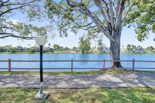 1000 Colony Point Cir, Pembroke Pines, FL 33026 - Photo 48