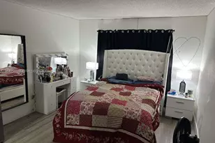6125 W 20th Ave, Hialeah, FL 33012 - Photo 14