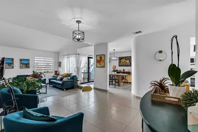 18156 NW 66th Ct, Hialeah, FL 33015 - Photo 4