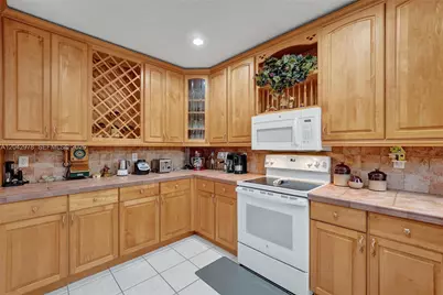 16091 La Costa Dr, Weston, FL 33326 - Photo 16