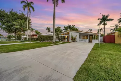 1514 Liberty St, Hollywood, FL 33020 - Photo 2