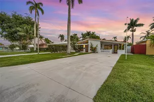 1514 Liberty St, Hollywood, FL 33020 - Photo 2