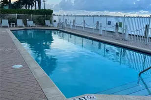 725 NE 22nd St, Miami, FL 33137 - Photo 18