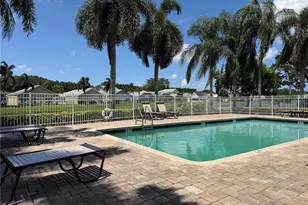9161 Lake Park Cir N, Davie, FL 33328 - Photo 24