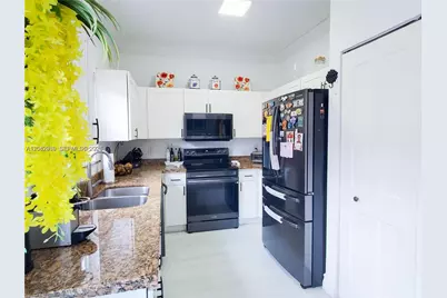 8451 NW 138th St #2306, Miami Lakes, FL 33016 - Photo 4