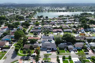 11512 NW 58th Ave, Hialeah, FL 33012 - Photo 4