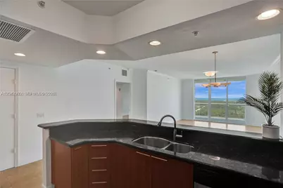 15051 Royal Oaks Ln #2603, North Miami, FL 33181 - Photo 12