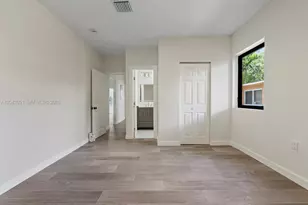 1020 NW 49th St, Miami, FL 33127 - Photo 16