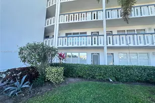 1009 Harwood C, Deerfield Beach, FL 33442 - Photo 20