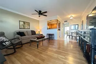 1009 Harwood C, Deerfield Beach, FL 33442 - Photo 2