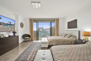 19500 Turnberry Way, Aventura, FL 33180 - Photo 18