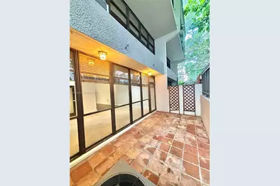 2666 Tigertail Ave #114, Miami, FL 33133 - Photo 6