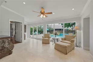 9830 SW 15th Dr, Davie, FL 33324 - Photo 10