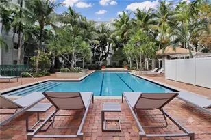 6001 SW 70th St, South Miami, FL 33143 - Photo 14