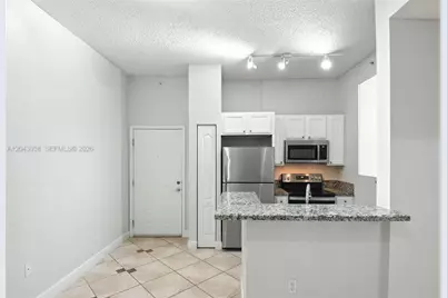 6001 SW 70th St #108, South Miami, FL 33143 - Photo 2