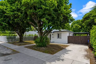270 NW 51st Ave, Miami, FL 33126 - Photo 4