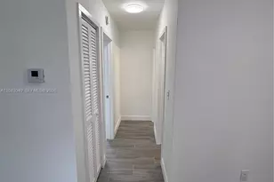 1895 Venice Park Dr, Miami, FL 33181 - Photo 10