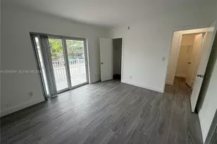 1895 Venice Park Dr, Miami, FL 33181 - Photo 8