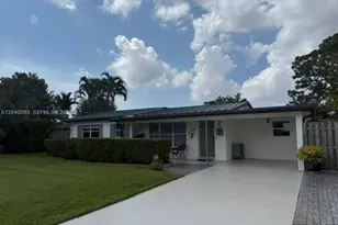 330 NE 48th St, Oakland Park, FL 33334 - Photo 4