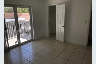 1895 Venice Park Dr #B20, Miami, FL 33181 - Photo 6