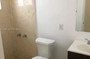 1895 Venice Park Dr, Miami, FL 33181 - Photo 8