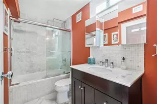 1623 Collins Ave, Miami Beach, FL 33139 - Photo 24