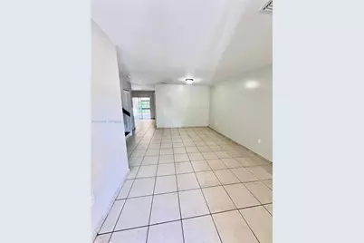 6975 NW 173rd Dr #2007, Hialeah, FL 33015 - Photo 2