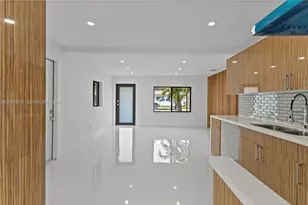 1524 SW 32nd Ct, Fort Lauderdale, FL 33315 - Photo 8