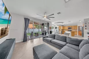 4907 SW 166th Ave, Miramar, FL 33027 - Photo 12