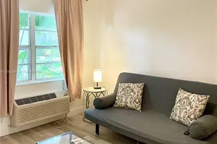 901 Meridian Ave, Miami Beach, FL 33139 - Photo 2