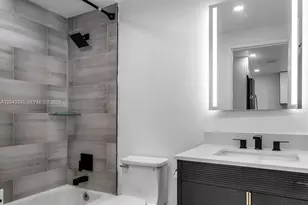 801 Brickell Bay Dr, Miami, FL 33131 - Photo 16